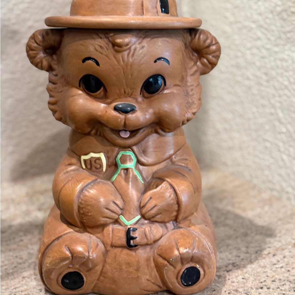 🎀1960s Vintage Collectible Ceramic cookie jar titled 'Ranger Bear'by TwinWinton🎀
